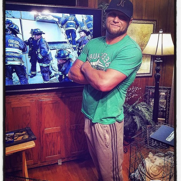 Profile Picture of Terry Milroy (@lucasleemilroy) on Poshmark