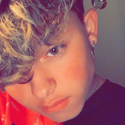 Profile Picture of Jacob_sartorius_2002 (@crystal02228410) on Twitter