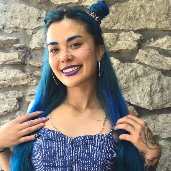 Profile Picture of Michaela Sisemore (@kaylasisemore) on Poshmark