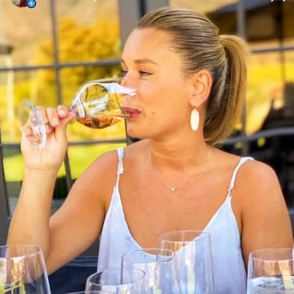 Profile Picture of Casey Witherspoon (@cwitherspoon88) on Poshmark