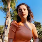 Profile Picture of 𝐀🌞 (@angelarandazzo03) on Instagram