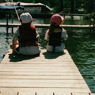 Profile Picture of Pam Meyer (@pamelasmeyer) on Twitter