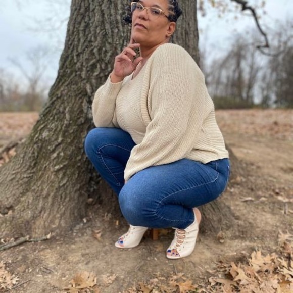Profile Picture of Jackie Hawkins (@jackiehawkin598) on Poshmark