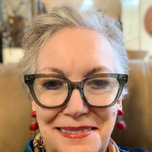 Profile Picture of Reba Smith (@rebasmith6) on Poshmark