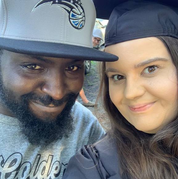 Profile Picture of Danielle Gravenor (@xoxodanimarie) on Poshmark