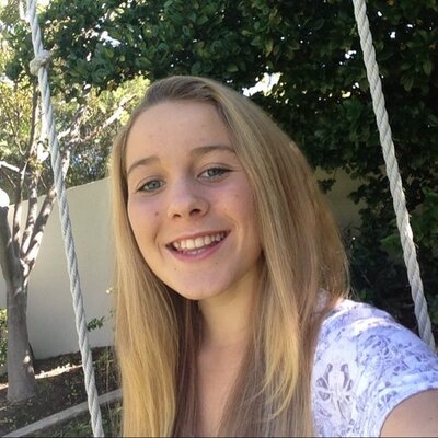 Profile Picture of Jessie Knox :) (@Jessieknoxy) on Twitter