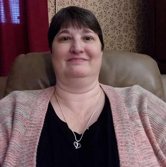 Profile Picture of Jennifer Dennhardt (@jdennhardt) on Poshmark