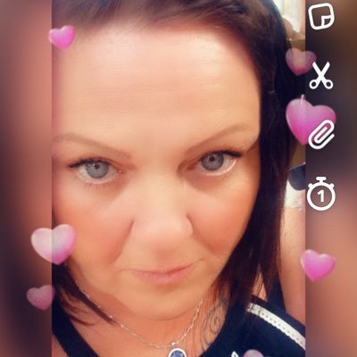 Profile Picture of Debbie Chappell (@debbiec19850379) on Twitter