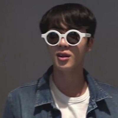 Profile Picture of Majoo. (@malilhobi) on Twitter