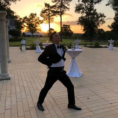 Profile Picture of Dylan Hines (@ElDoyleLoco) on Twitter