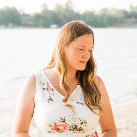 Profile Picture of Tonya | the Writer Mom | Mommyhood + Travel With Kids + Home Life (@tonyamickelsonthewritermom) on Pinterest