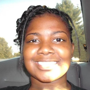 Profile Picture of Brittney Pettis (@elmo200717) on Myspace