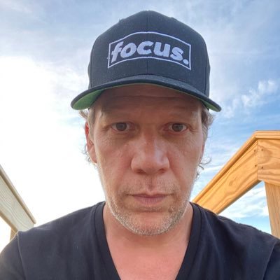 Profile Picture of Matthew Knoll (@matthew_knoll) on Twitter