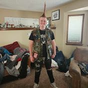 Profile Picture of Zachary Mueller (@ZacharyTheJackal) on Youtube
