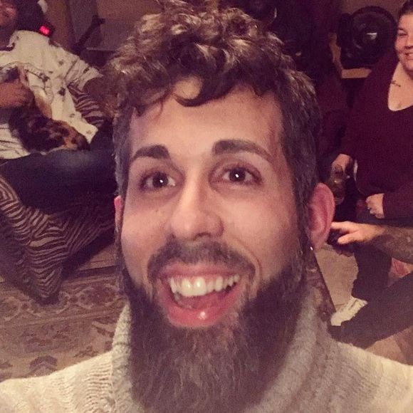 Profile Picture of Geoffrey Francis (@geojab) on Poshmark