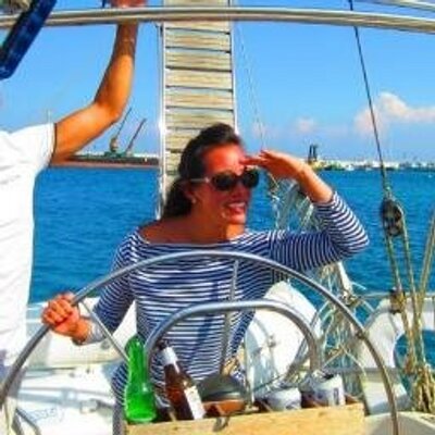 Profile Picture of Lily Chang (@theLILYchang) on Twitter