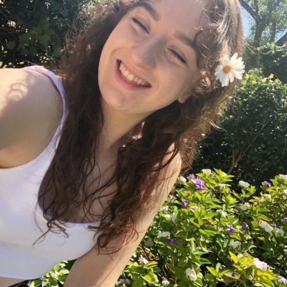 Profile Picture of Celeste Bayly (@ceste101) on Poshmark