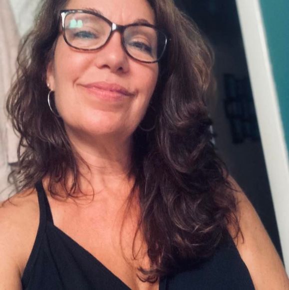 Profile Picture of Colleen Mahlan (@colleenmahlan) on Poshmark