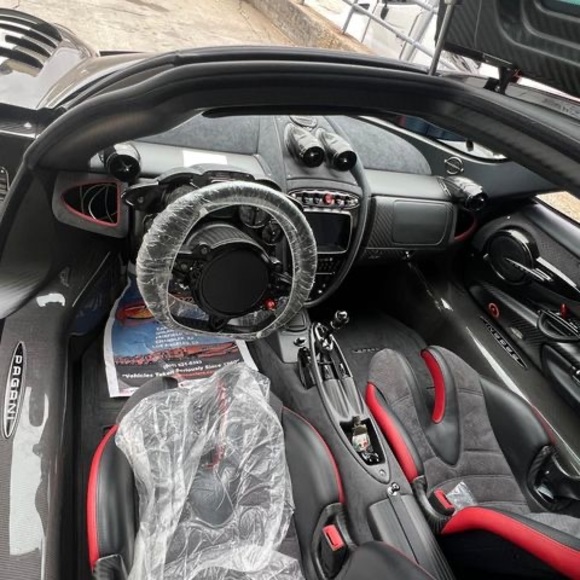 Profile Picture of Bachan Chaitram (@bachanchaitram) on Poshmark