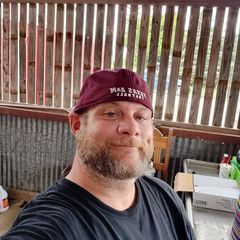 Profile Picture of john_williams (@johnjohnnny76) on Tiktok