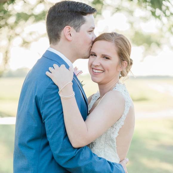 Abigail Bozard - Poshmark Profile Picture of Abigail Bozard (@abigailreneeb) on Poshmark