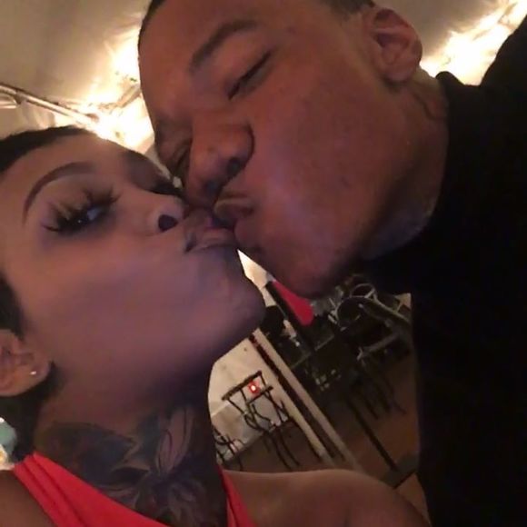 Profile Picture of Shamera Shamera (@shamera_quick) on Poshmark