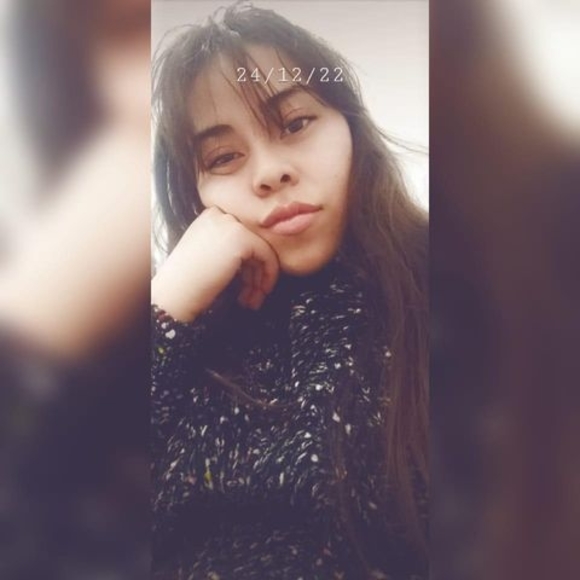 Profile Picture of Breen Alvarado (@breenalvarado) on Poshmark