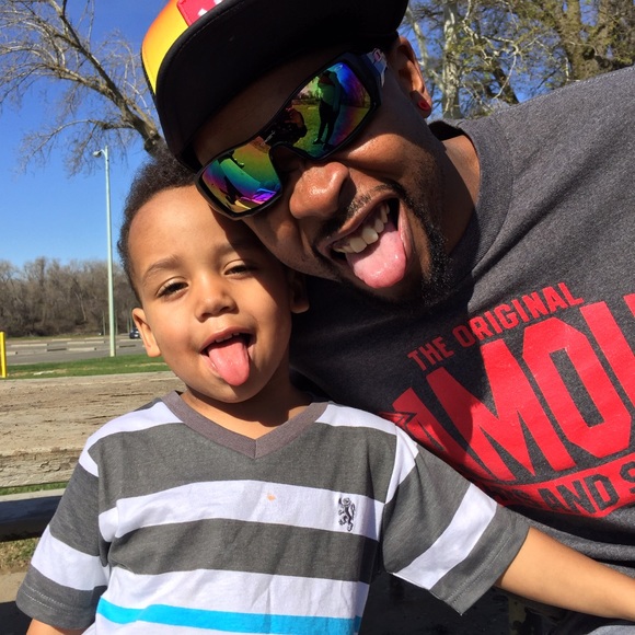 Profile Picture of Maurice Applewhite (@mjapplewhite) on Poshmark