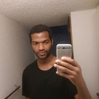 Profile Picture of Curtis (@CurtisHoyt5) on Twitter