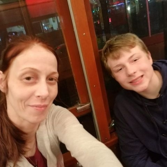 Profile Picture of Jen Duryea (@jenduryea) on Poshmark