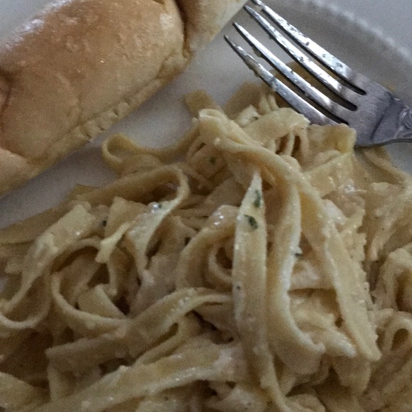 Profile Picture of Jonathan Albert (@jonathana36) on Poshmark