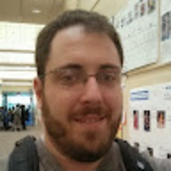 Profile Picture of Corey Turoff (@coreyturoff) on Poshmark