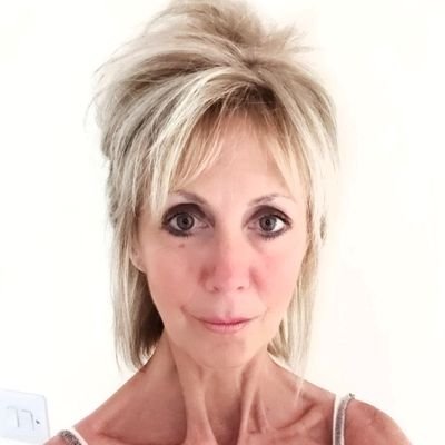 Profile Picture of Deborah Tunnell (@dtunnell111) on Twitter