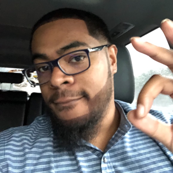 Profile Picture of Gregory Swift (@gswift711) on Poshmark