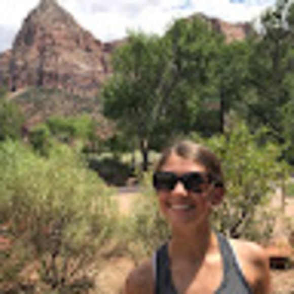 Profile Picture of Meg Jones (@meg03jones) on Poshmark