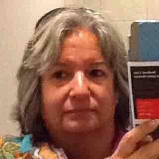 Profile Picture of R J Darrow (@RebeccaDarrow) on Twitter
