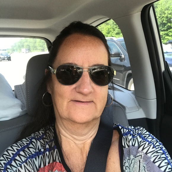 Profile Picture of Kyle Cassavaugh (@kylecass) on Poshmark