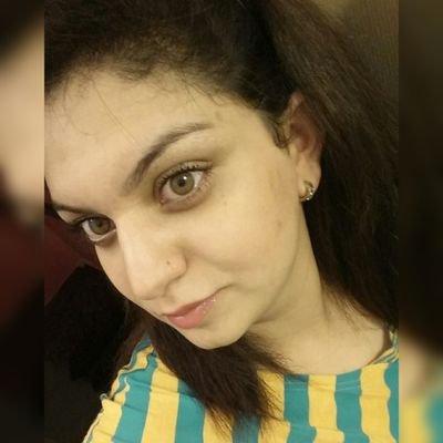 Profile Picture of Arooj Khalid (@AroojKhalid9292) on Twitter