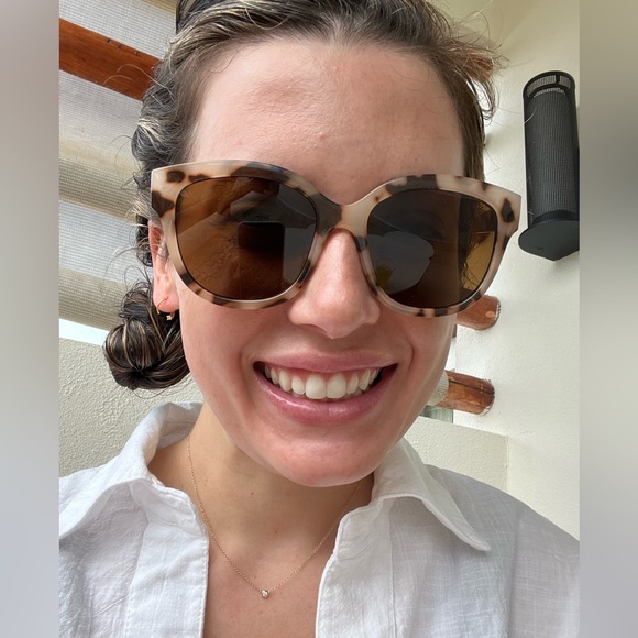 Profile Picture of Jamie Hodnett (@jamiehodnett) on Poshmark