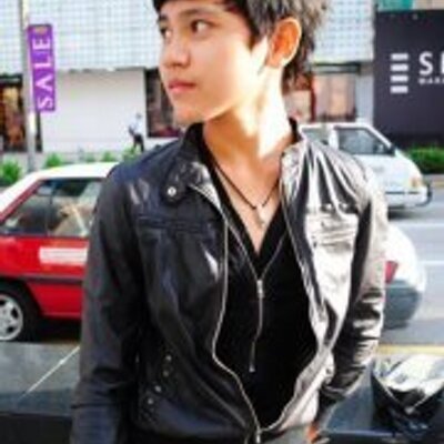 Profile Picture of Hi Swagger  ಠ_ಠღ 60 (@adam_zaffrien) on Twitter