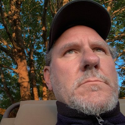 Profile Picture of FogFarm (@StephenSweigart) on Twitter