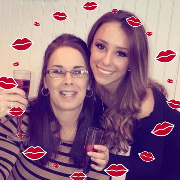 Profile Picture of Linda Millerleile-fife (@kittigirl1) on Poshmark