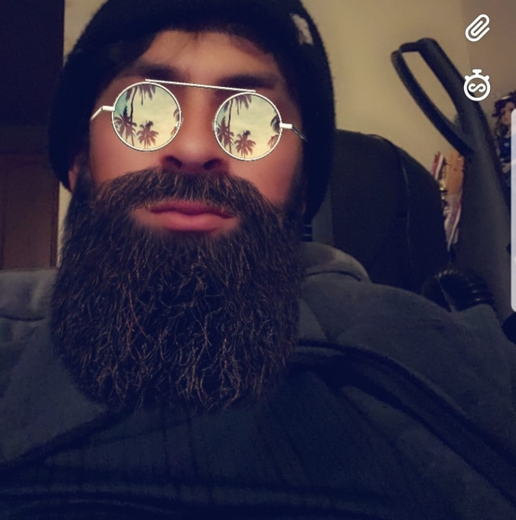 Profile Picture of Victor Rivera (@bayronnoel17) on Poshmark