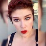 Profile Picture of Jennifer Prosser (@jenniferprosserartistry) on Instagram