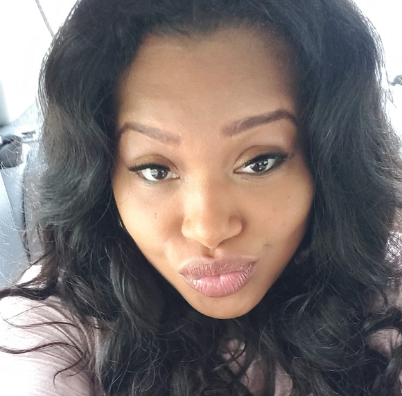 Profile Picture of Octavia Williams (@octavia3008) on Poshmark