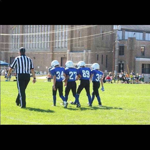 Profile Picture of Eli Bigelow (@ebiglo34) on Poshmark