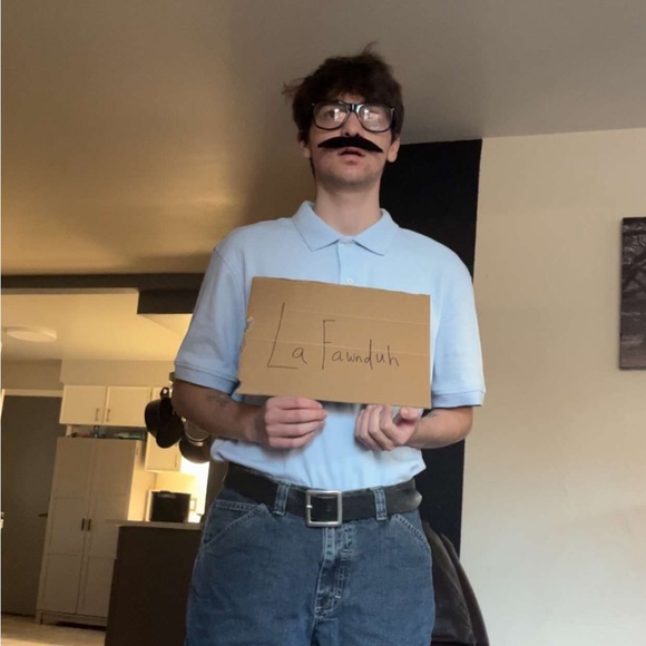 Profile Picture of Milo Genser (@mgenser29) on Poshmark