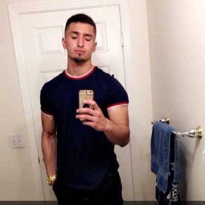 Profile Picture of Chris. (@NavarretteChris) on Twitter