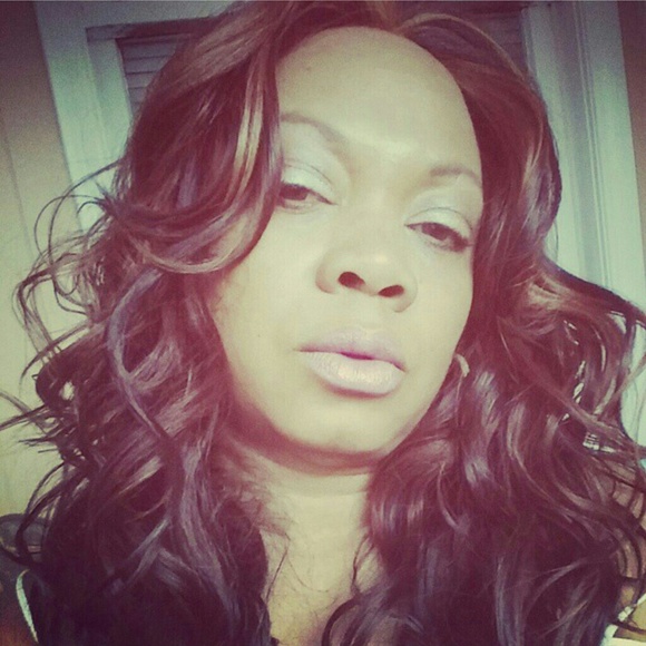 Profile Picture of Cecilia Duncker (@ceciliaj43) on Poshmark