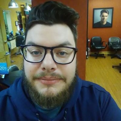 Profile Picture of Josh DeVault (@Fame_Chunky) on Twitter